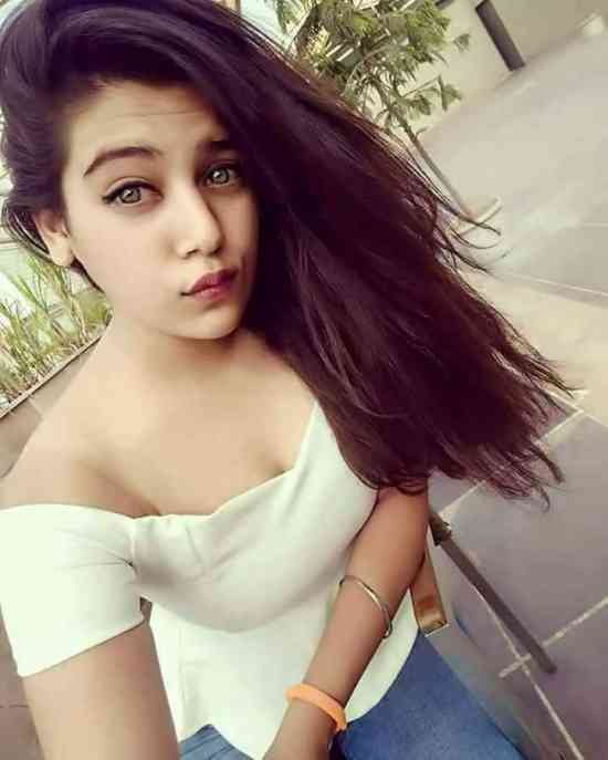Airhostess Call Girl In Saket